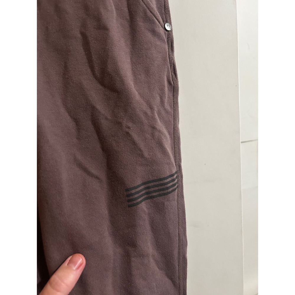 Vuori Performance Jogger Pants Womens Dusty Plum Black Waistband Drawstring - Picture 4 of 10